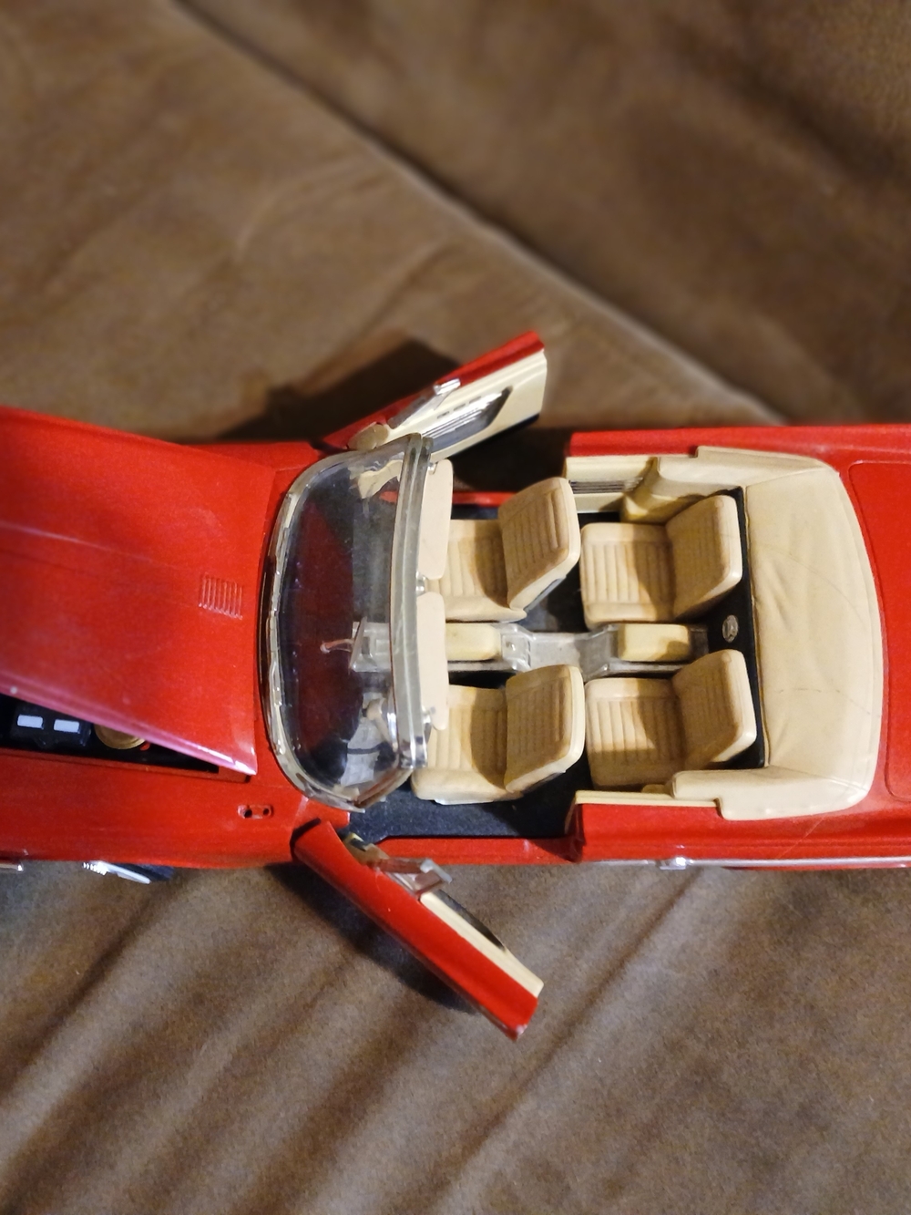 Vintage 1960 Chrysler 300F Convertible Diecast Model Car Road Signature